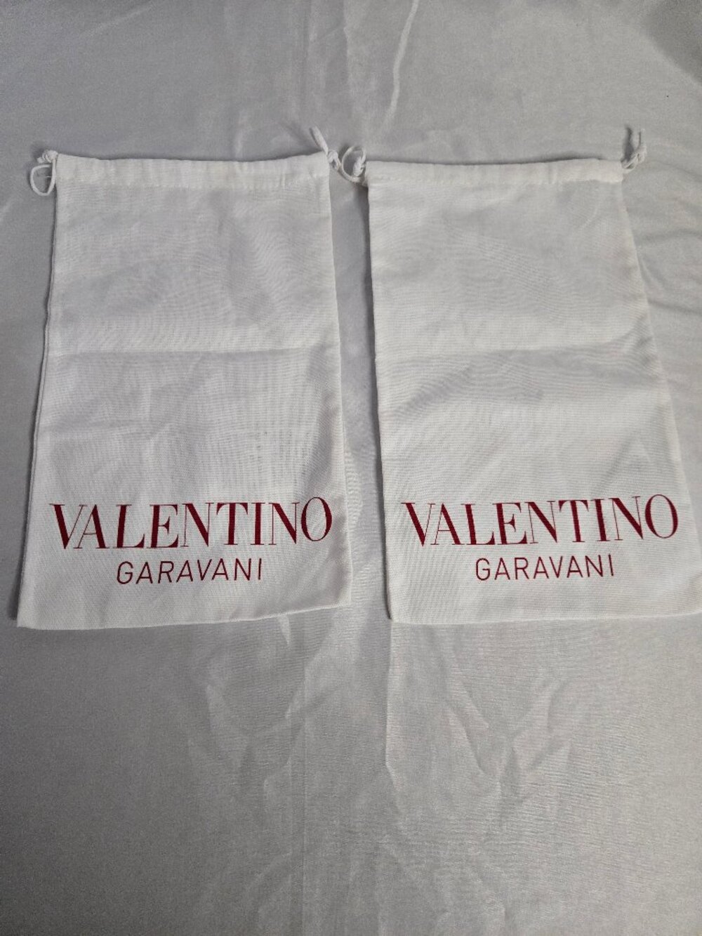 Valentino Garavani Dust Shoe Bags 7'' x 13'' Drawstring